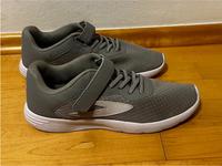 Vty, Sportschuhe, leicht, neuwertig!! Gr. 40, grau, sehr leicht. Kr. München - Ismaning Vorschau