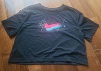 Bauchfreies Mädchen T-Shirt  Nike Kr. München - Neuried Kr München Vorschau