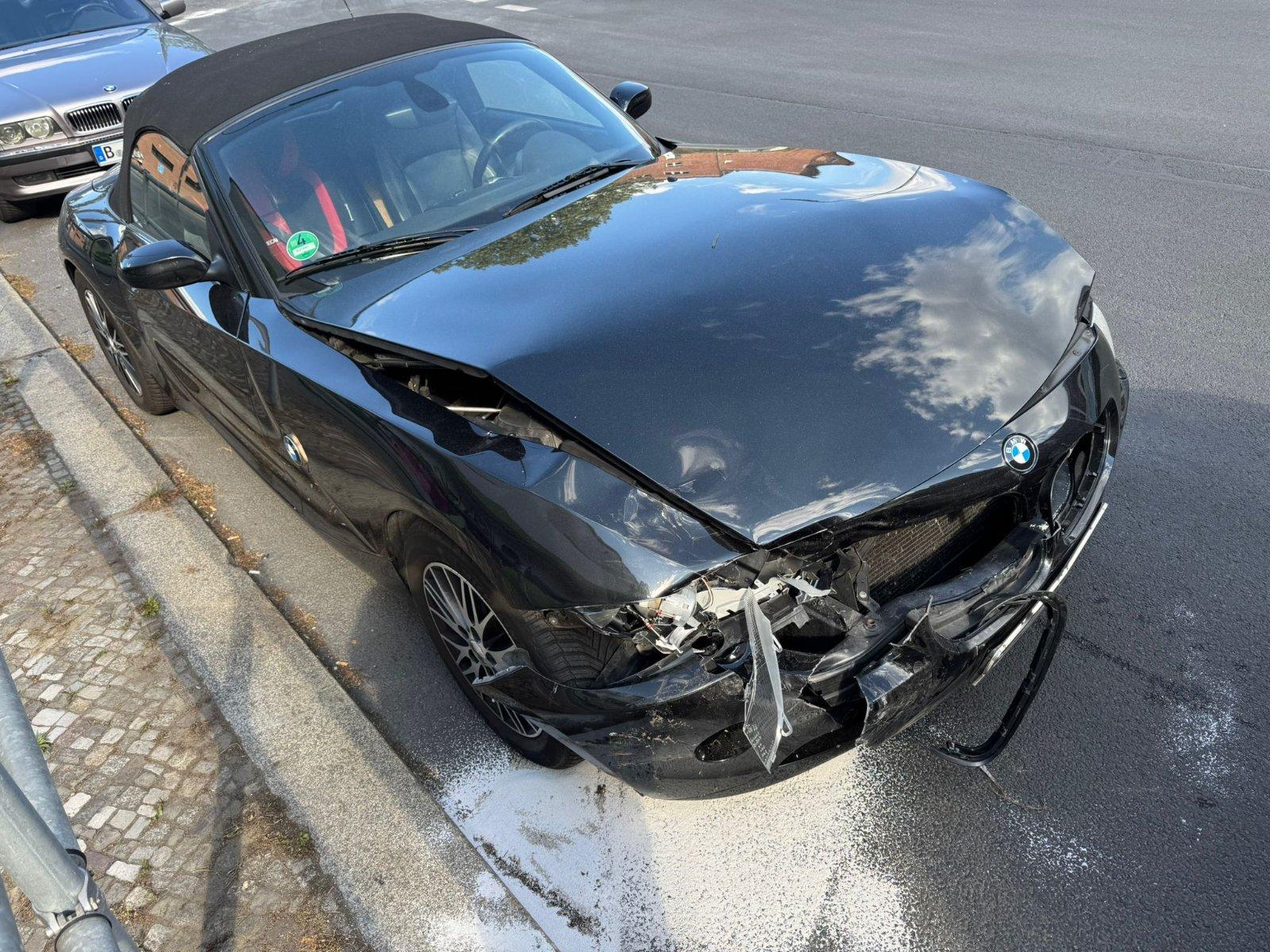 Abbildung des Autos BMW Z4 2,5l  E85 UNFALLF…