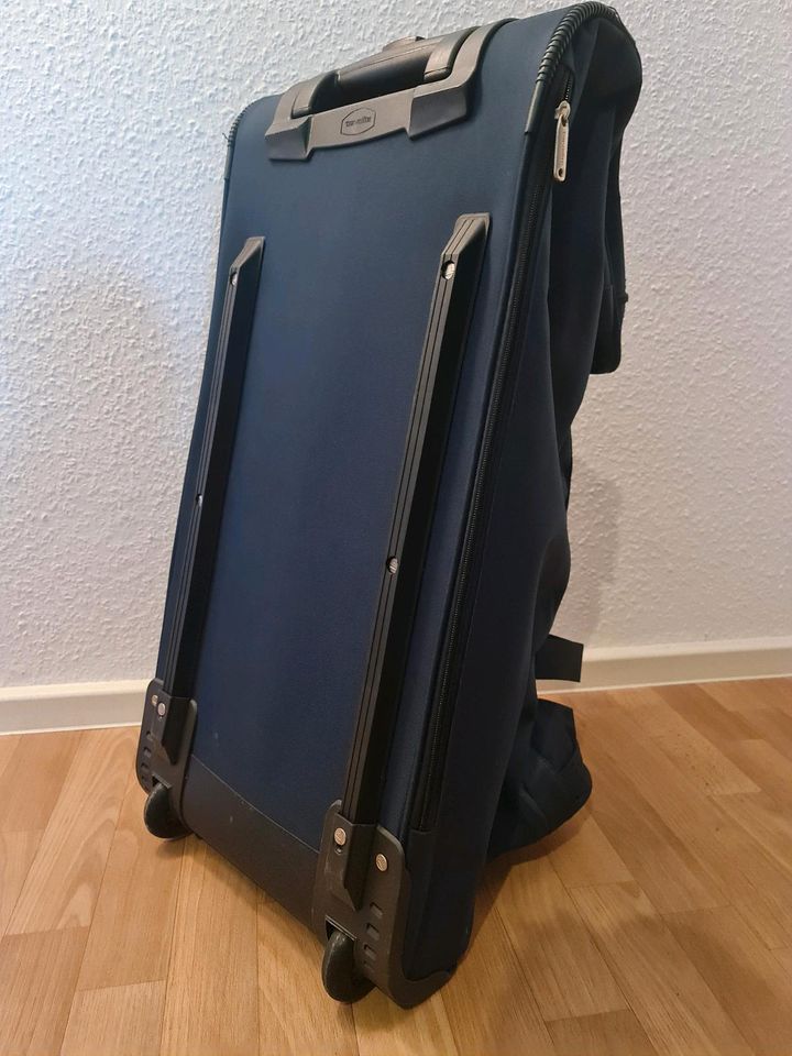 Reisetasche mit Rollen in Dresden
