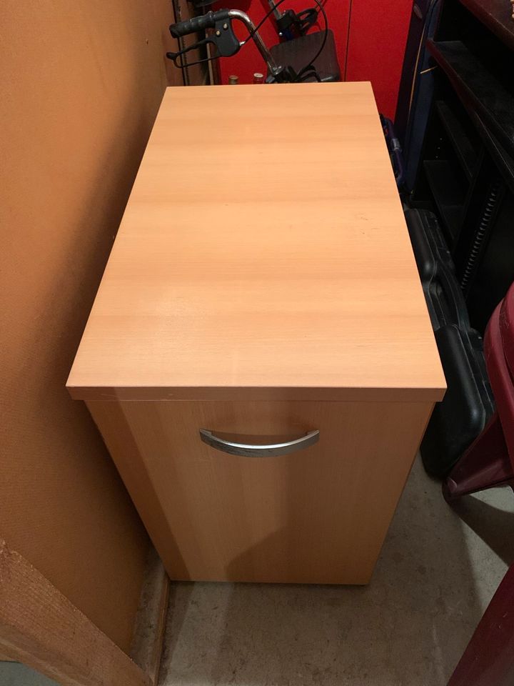 Standcontainer für Schreibtisch in Karben