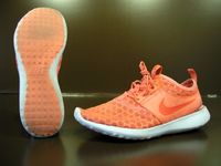 Nike Juvenate hot Lava 44 US11.5 bright crimson pink roshe air Bayern - Schweinfurt Vorschau