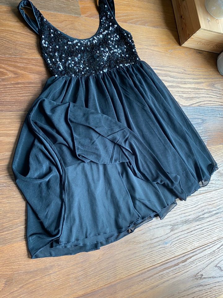 Kleid schwarz Mini Pailletten Chiffon Glitzer Abendkleid in Fürth