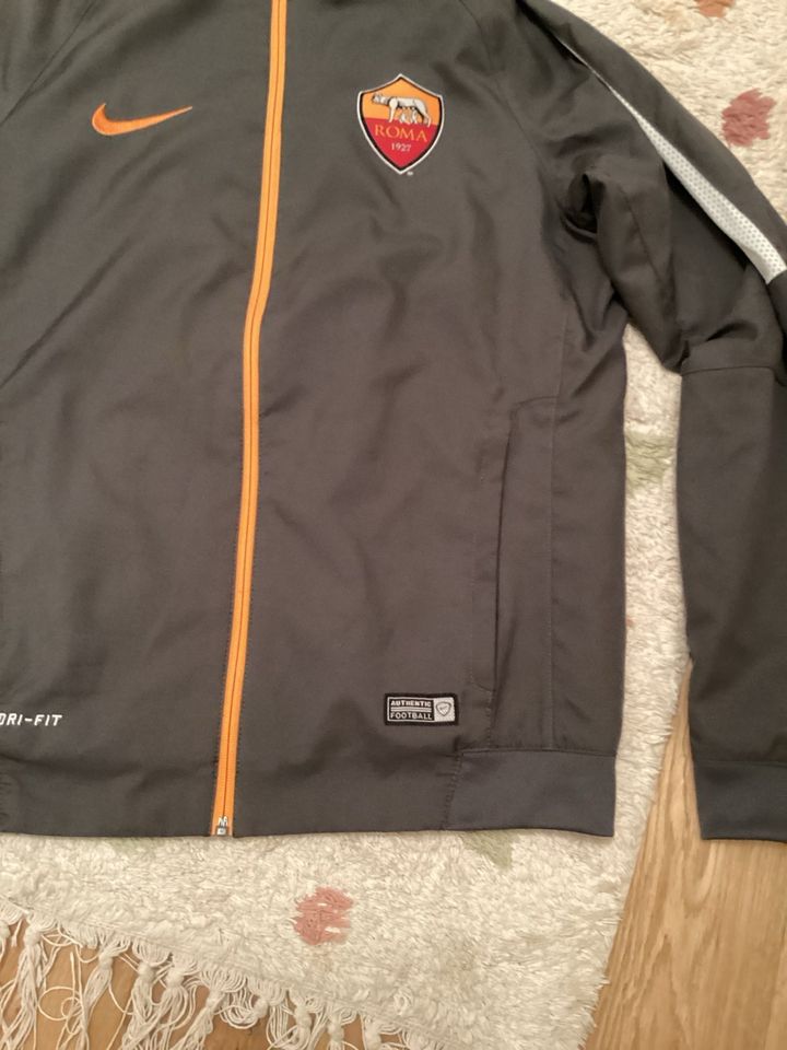 Nike Jacke As Roma Gr.M in Frechen