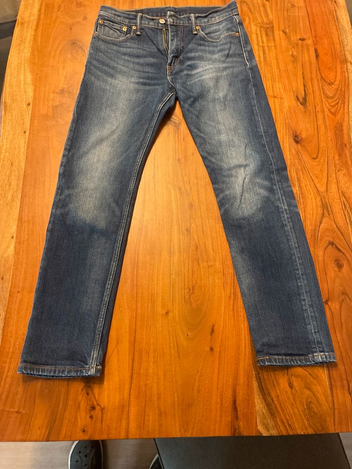 Levi’s Jenas Original 502 wie neu  30 32 in Lingenfeld