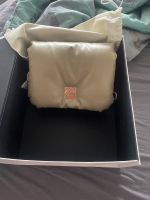 Löwe Tasche Goya Puffer Bag grün Neupreis 2600€ Hamburg-Mitte - Hamburg Veddel Vorschau