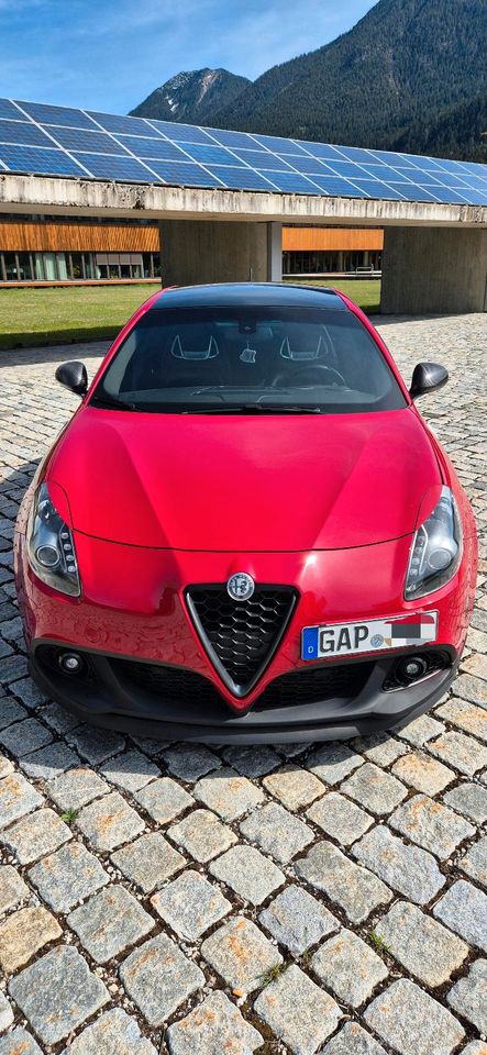 Alfa Romeo Giulietta 1.8 TBi 16V TCT QV Launch Edition in Garmisch-Partenkirchen