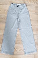 Stoffhose Bershka Gr. 34 hellgrau Nordrhein-Westfalen - Castrop-Rauxel Vorschau