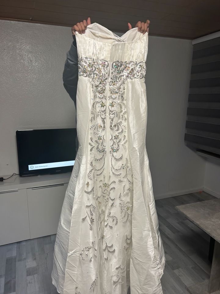 Weiß Brautkleid in Duisburg