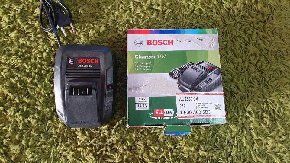 Bosch Ladegerät 18V NEU Akkuladegrät AL 1830 CV in Roth