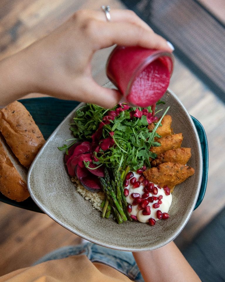 Le Burger: Gourmet Burger Restaurant mit Terrasse und Liefer-Service an den Ringen in Köln zu verkaufen! in Köln