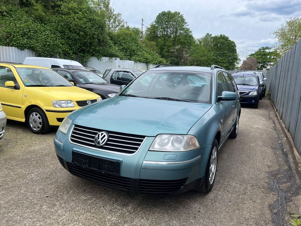 Volkswagen Passat Variant 1.8 /TÜV NEU /AUTOMATIK /LPG in Essen