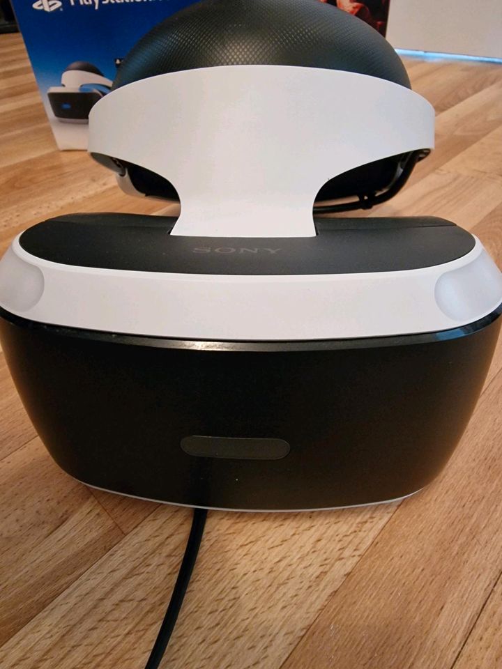 VR Brille PS4/PS5 mit Spiel in Prenzlau