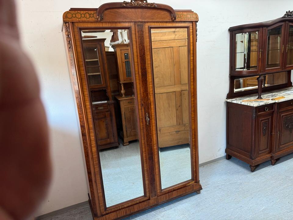 Antiker Spiegelschrank Vorratsschrank Wäscheschrank Spiegel in Völklingen