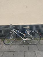Stylishes City Bike Innenstadt - Köln Altstadt Vorschau