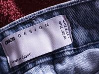 asos w28/32 straight baggy  neuwertig Text lesen Nordrhein-Westfalen - Marienheide Vorschau