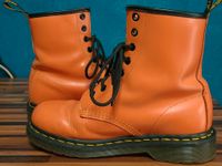 Doc. Martens Orange gr. 38 leichte Gebrauchsspuren Hessen - Bad Soden am Taunus Vorschau