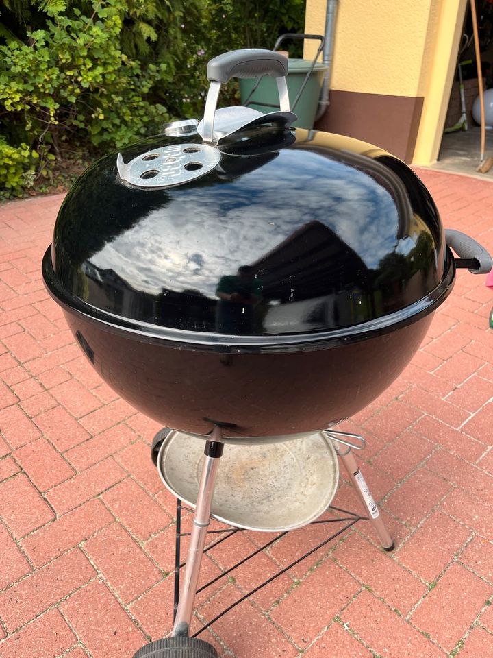 Weber-Grill Holzkohlengrill rund in Niedersachsen - Halle (Holzminden) |  eBay Kleinanzeigen ist jetzt Kleinanzeigen