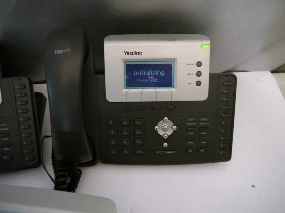 Yealink SIP-T26P IP Telefone 3 Stück in Berlin