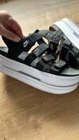 Nike Icon Classic Plateusandalette Gr. 40.5 Bayern - Igensdorf Vorschau