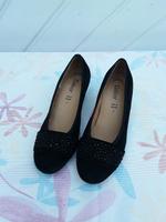 bequeme Gabor Pumps Wildleder  schwarz Gr. 40 (7)  Topp Hessen - Dieburg Vorschau