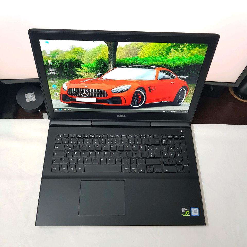 Laptop DELL GAMING INSPIRON P65F. GTX 960M 4GB/intel i7/16GB/SSD in Düsseldorf