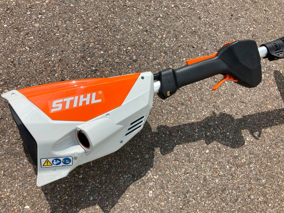 STIHL KMA 130 R GRUNDGERÄT ohne Akku, ohne Anbaugeräte in Riedlingen