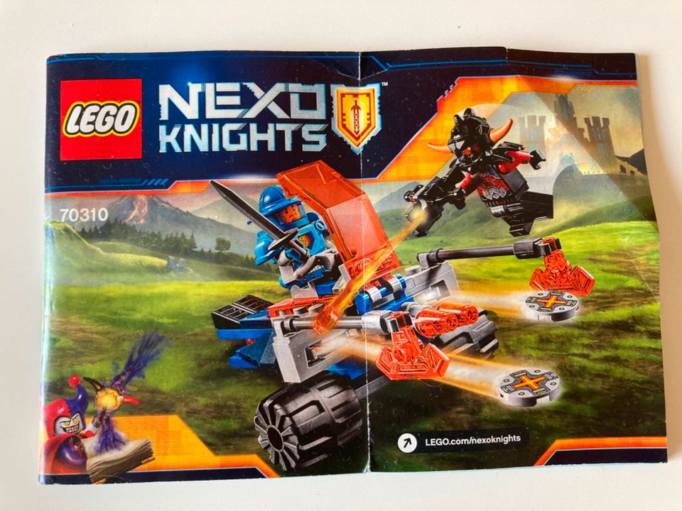 LEGO Nexo Knights 70310 - Knighton Scheiben-Werfer in Garbsen