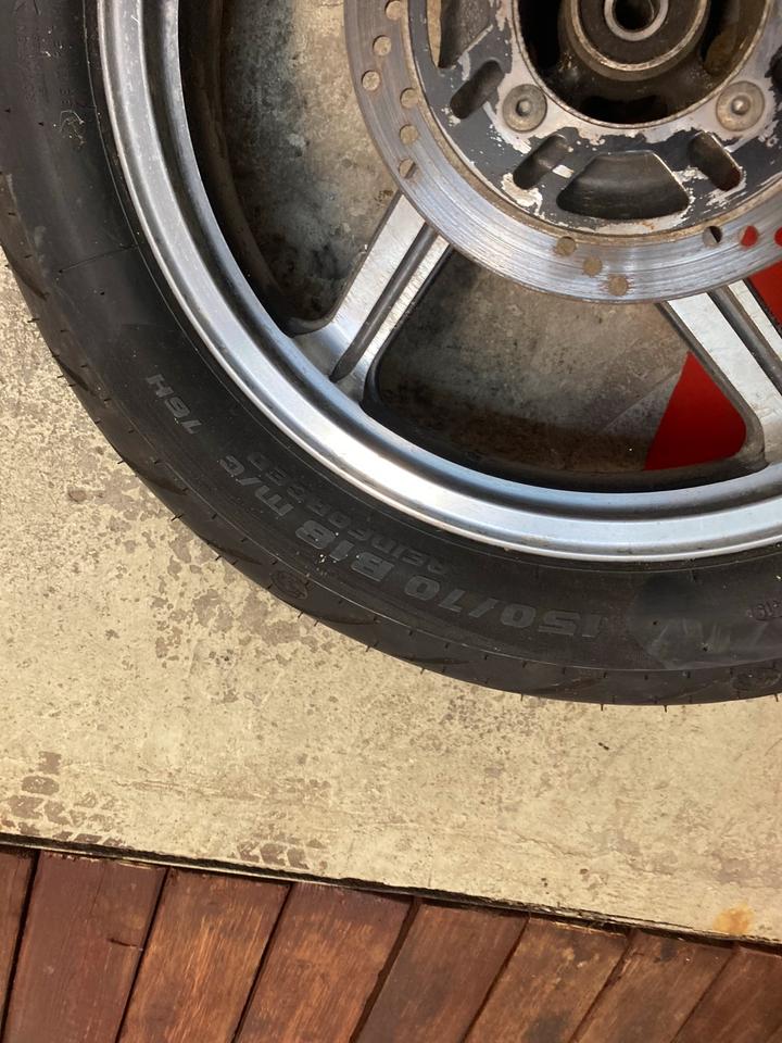 Metzeler Cruisetec Motorradreifen 150/70 R18, NEU, inkl Felge in Adelsried