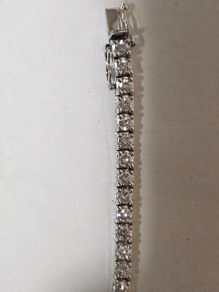 Armband aus 18kt mit Diamant in Hamburg