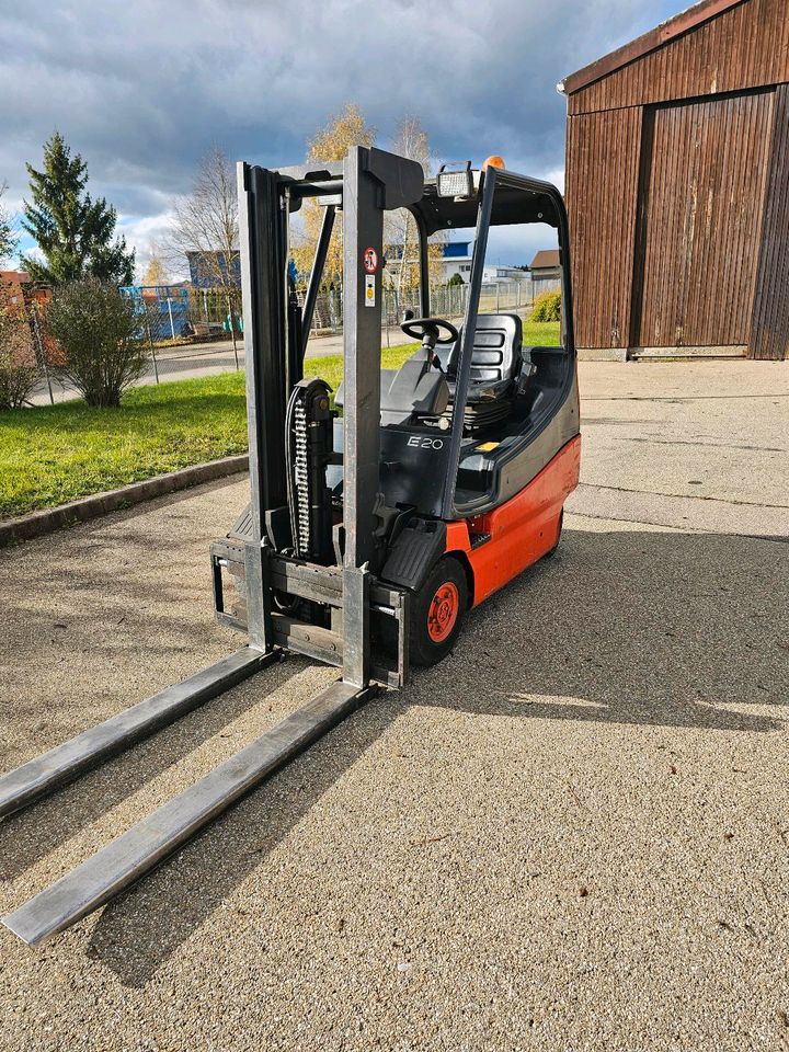 Linde E20 Elektrostapler Gabelstapler/Stapler 2178 Betriebsstunde in Neresheim