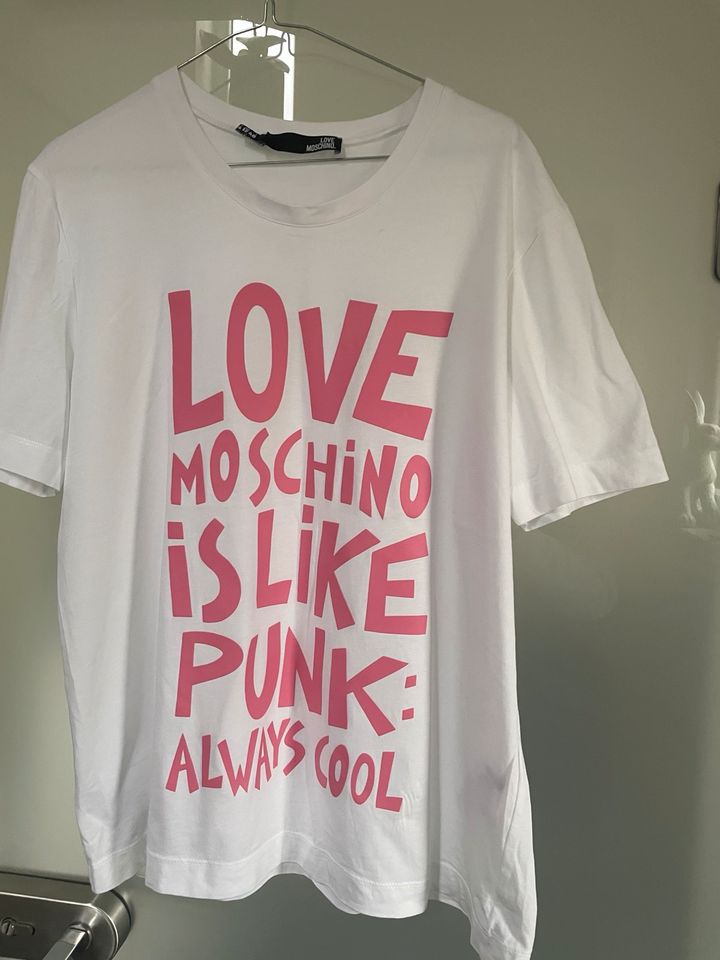 Love Moschino T-Shirt XL (42/44) MEGA!!! in Dortmund