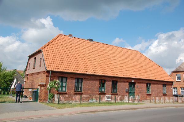 "Bauernhaus mit 2 Wohnungen" zu verkaufen in Zepkow