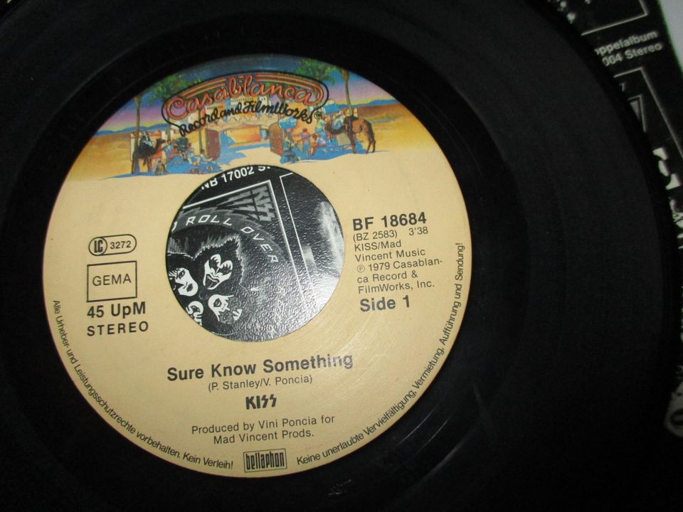 KISS Sure Know Something / Dirty Livin` 7" SIngle Vinyl in Glückstadt