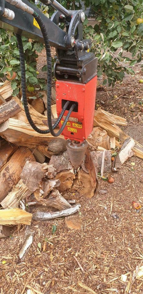 Holzspalter Kegelspalter Baggerspalter leihen mieten in Kempen