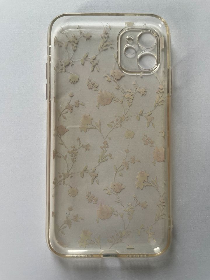 Schutzhüllen iPhone 11 —- EUR 5,00 je Stück zzgl. Porto in Bad Münstereifel