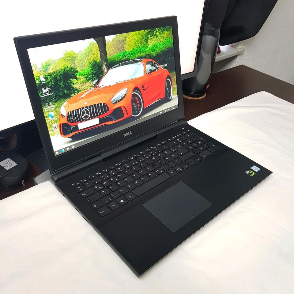 Laptop DELL GAMING INSPIRON P65F. GTX 960M 4GB/intel i7/16GB/SSD in Düsseldorf