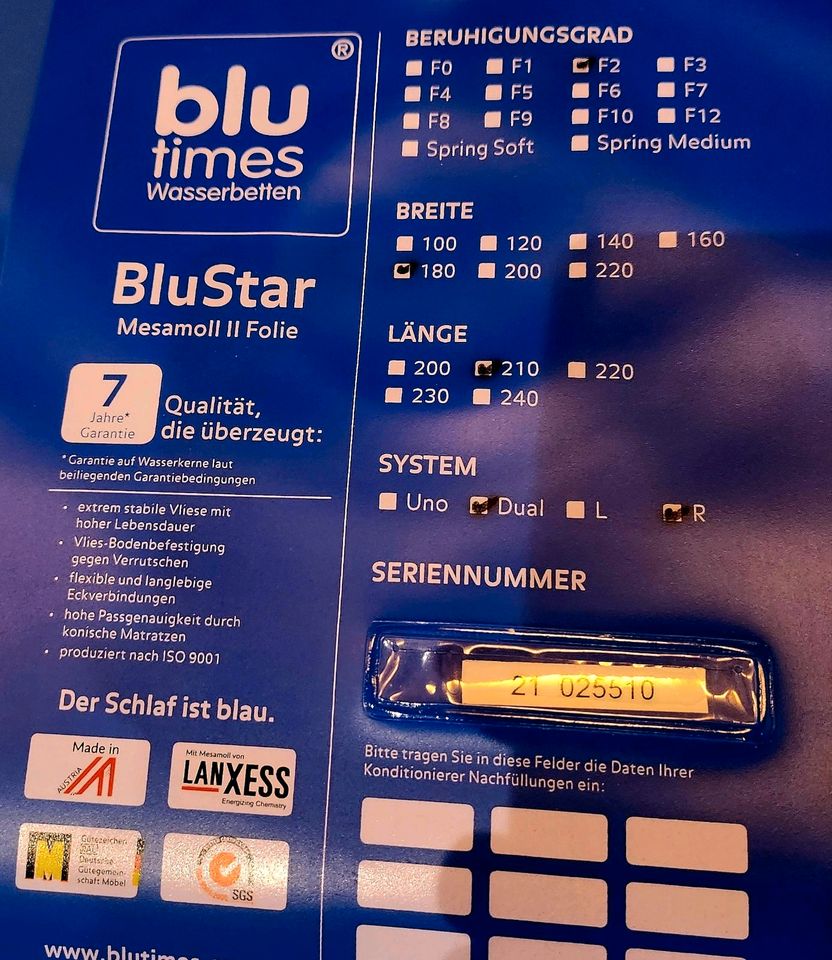 2 BlueStar Wasserbettmatratzen mit Unterbau in Cadolzburg