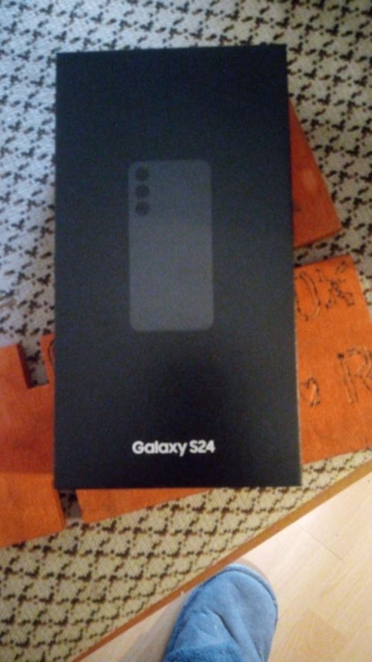 Samsung Galaxy S24 - 128 GB - Onyx Black in Wiesloch