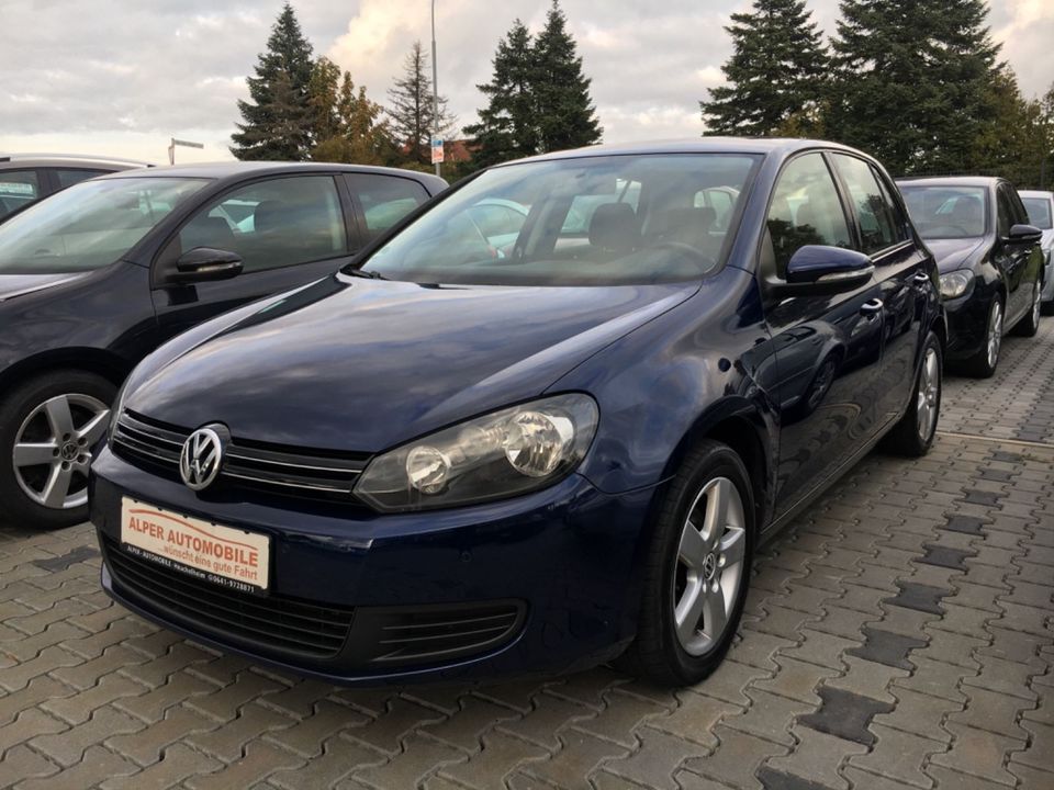 Volkswagen GOLF6 1.6 TDI COMFORTL,KLIMAAUT,PDC,ORG90TKM,ALU in Heuchelheim