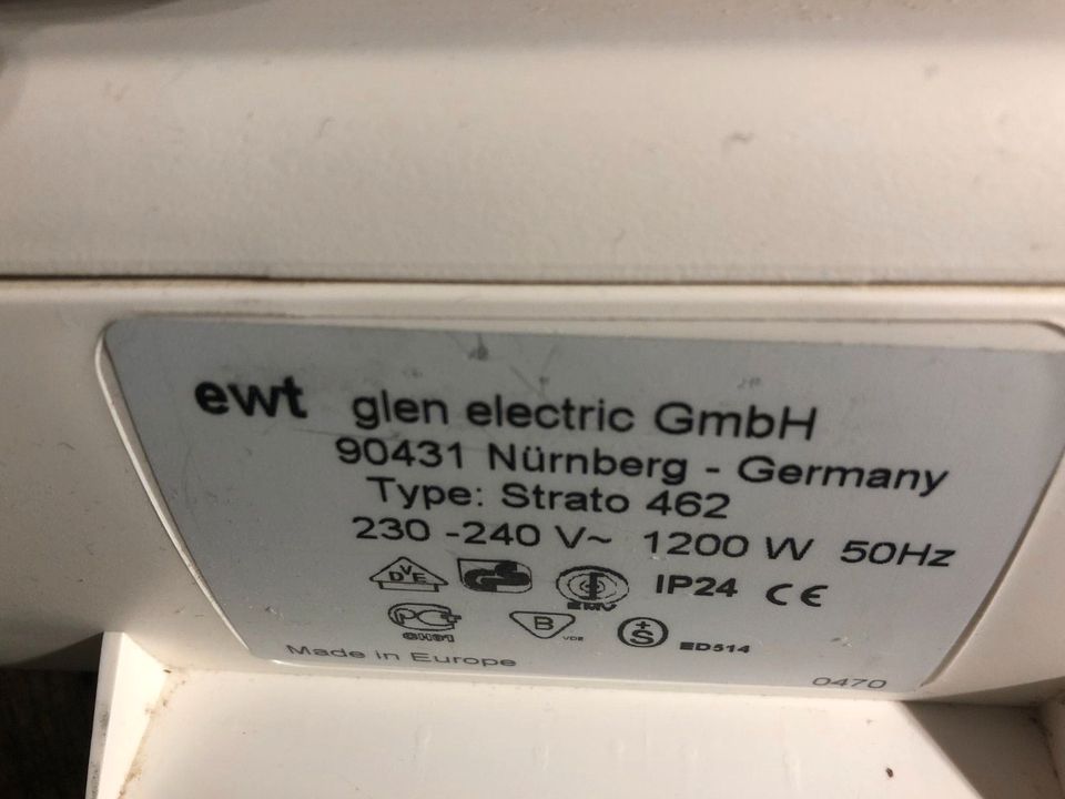 Babyheizstrahler, Wickelkommodenstrahler EWT, 1200W, 2 Stufen in Diez