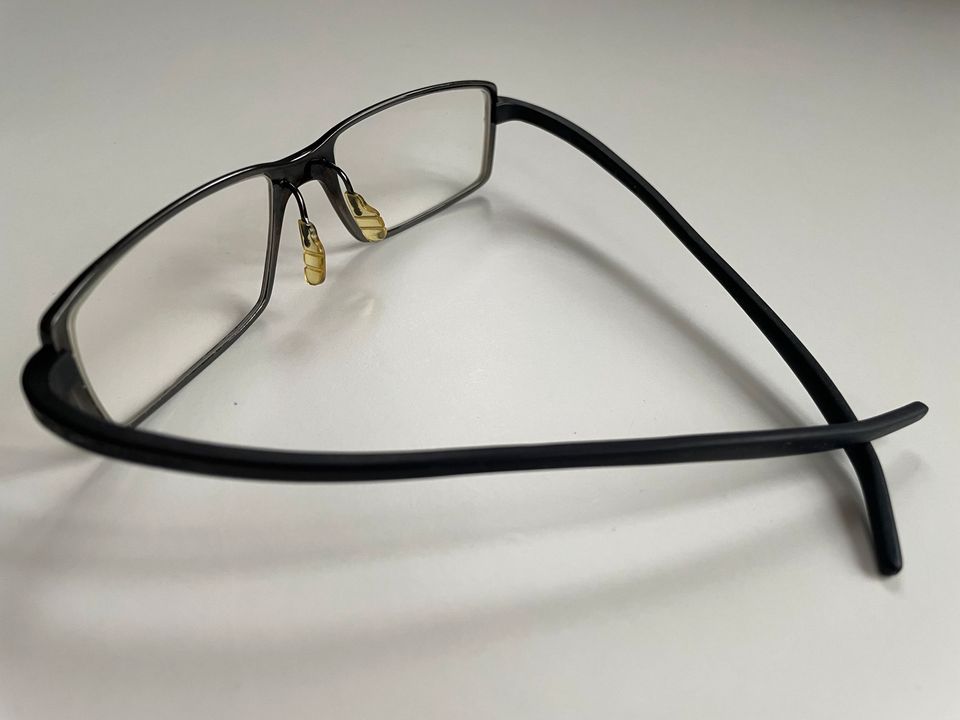 TAG HEUER Brille schwarz Männer Korrekturbrille Sonnenbrille in Karlsruhe