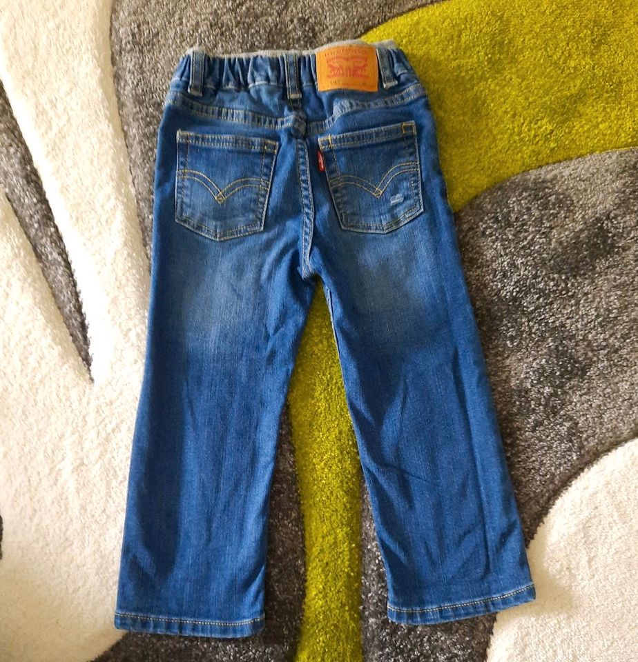 Levis jeans Straight 514  24m gr. 92 neuwertig in Essen