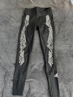 Damen Adidas Tights schwarz mit Muster Gr. XS Niedersachsen - Bad Nenndorf Vorschau