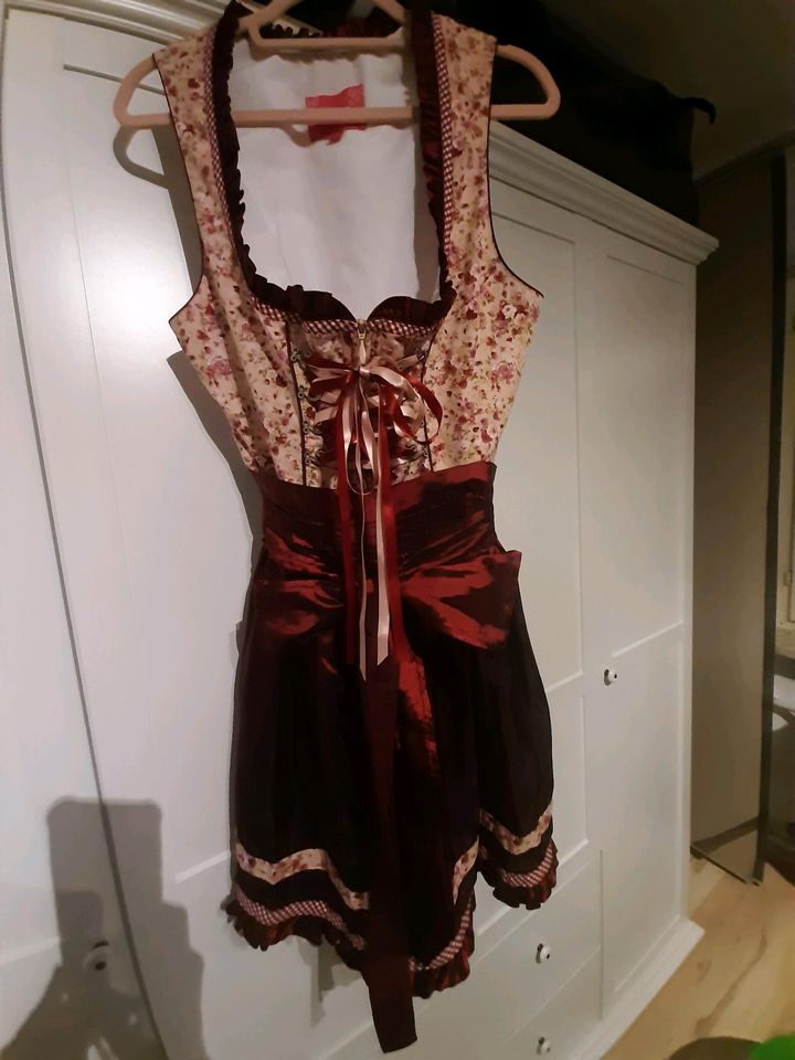 Dirndl von Krüger in Hofweier