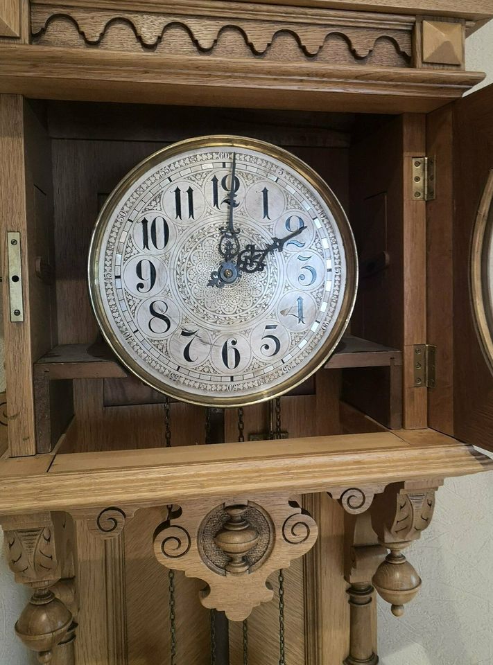 Gründerzeit Standuhr Eiche um 1880 in Ehringshausen