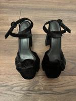 ASOS | Pumps schwarz Samt | Größe 38 Düsseldorf - Urdenbach Vorschau