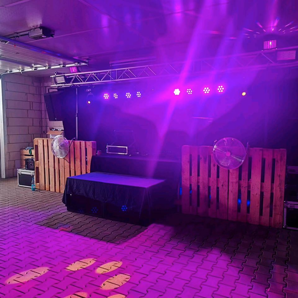 Vermietung von Ton und Licht Systeme Technik Party Equipment in Dülmen