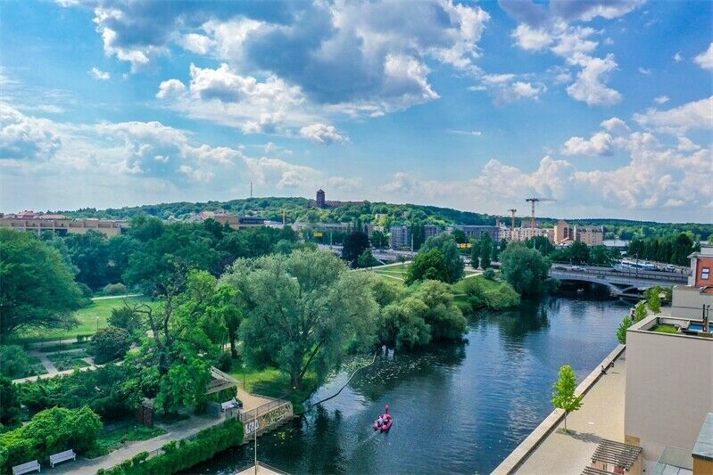 EXKLUSIVE DESIGNER-WOHNUNG MIT WEITBLICK - vom Stararchitekten mit Parkblick - direkt am Wasser in Potsdam