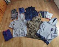 11 Hoodies T-Shirts Jacke Junge Gr 158 164 Bayern - Ainring Vorschau